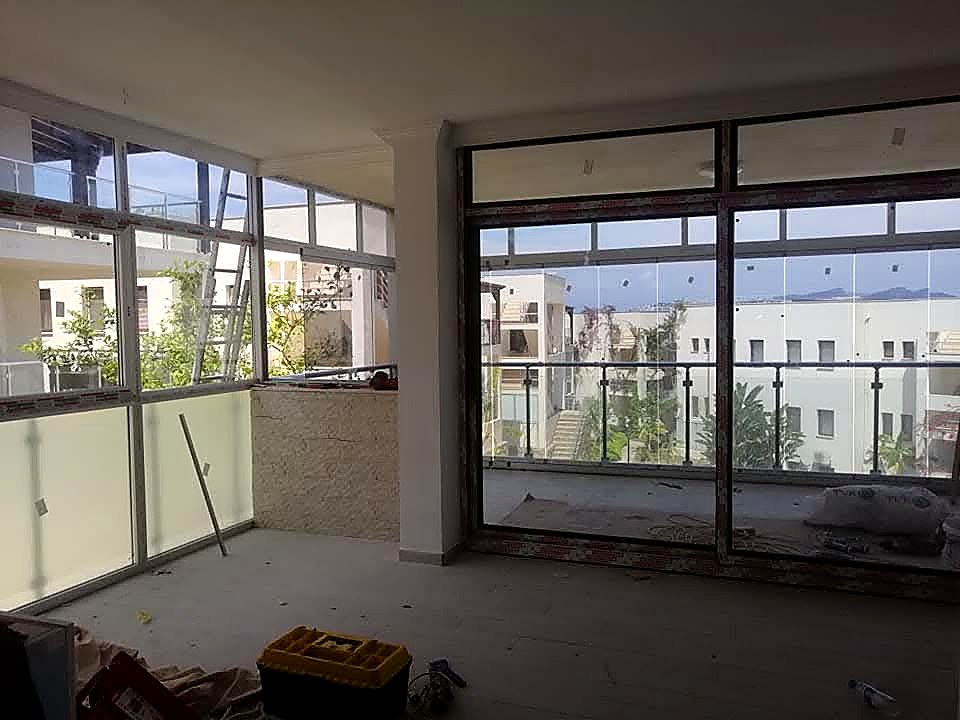 Pamay Yapı’nın Bodrum’da yaptığı cam balkon ve cam sistemleri işi, 5. fotoğraf